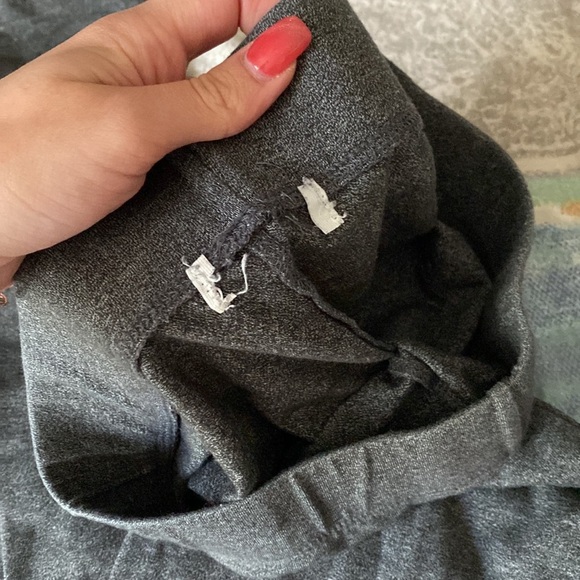 Grey Leggings! 🩶 - Picture 5 of 5